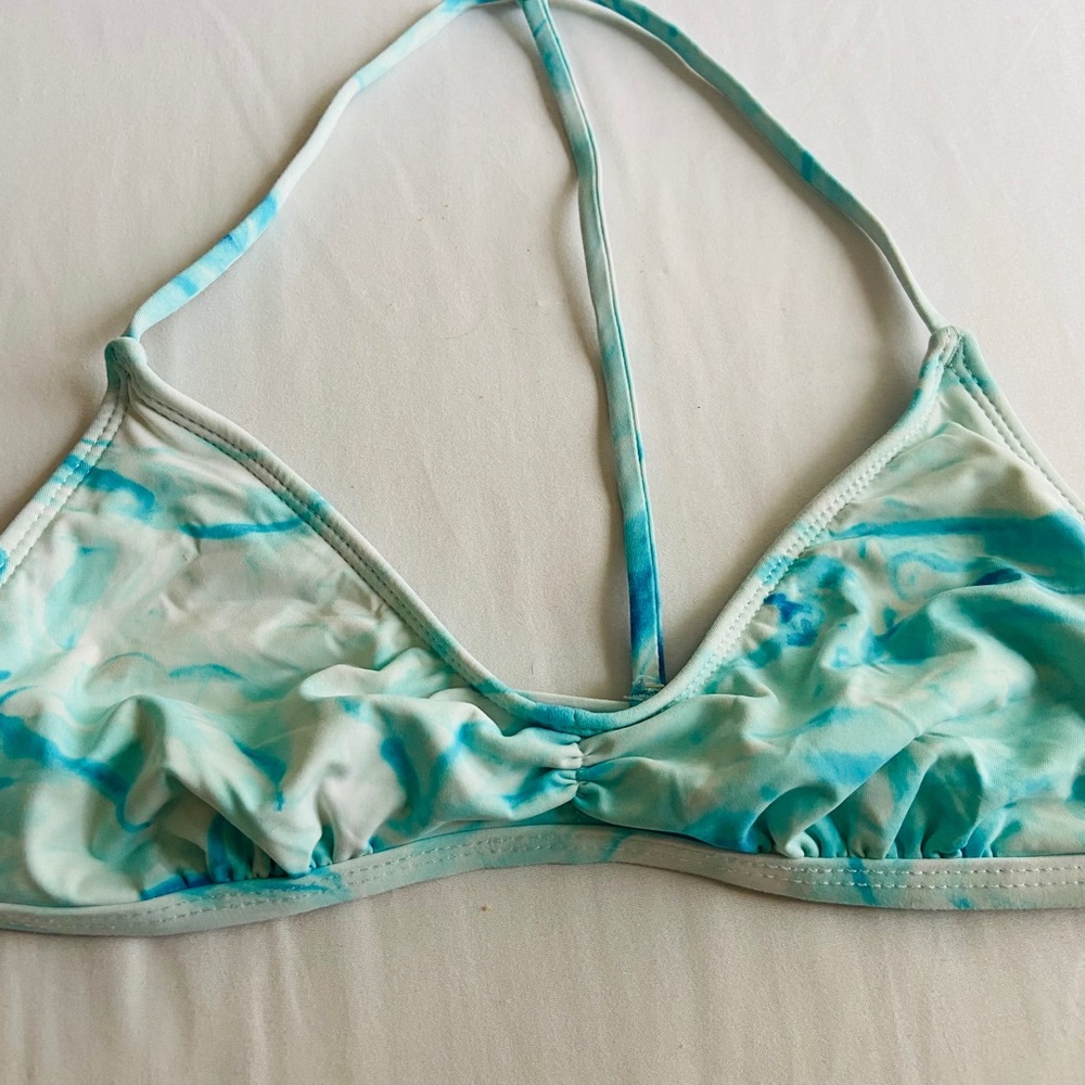 Pura Vida Marble Water Print bikini top